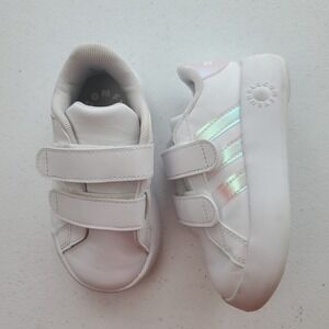 Adidas Grand Court 2.0 Slip‎ Fashion Sneakers for Girls, Size 7k White